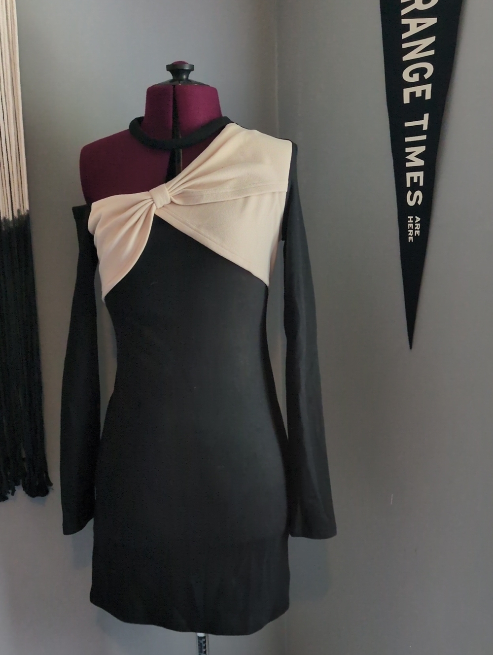Cider One-Shoulder Black & Cream Twist Mini Dress